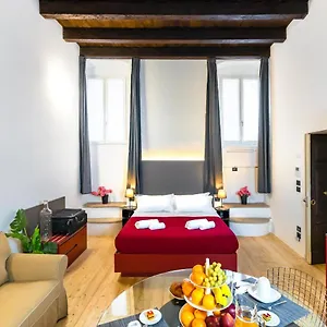 https://residenza-girardi.hotelinveneto.com