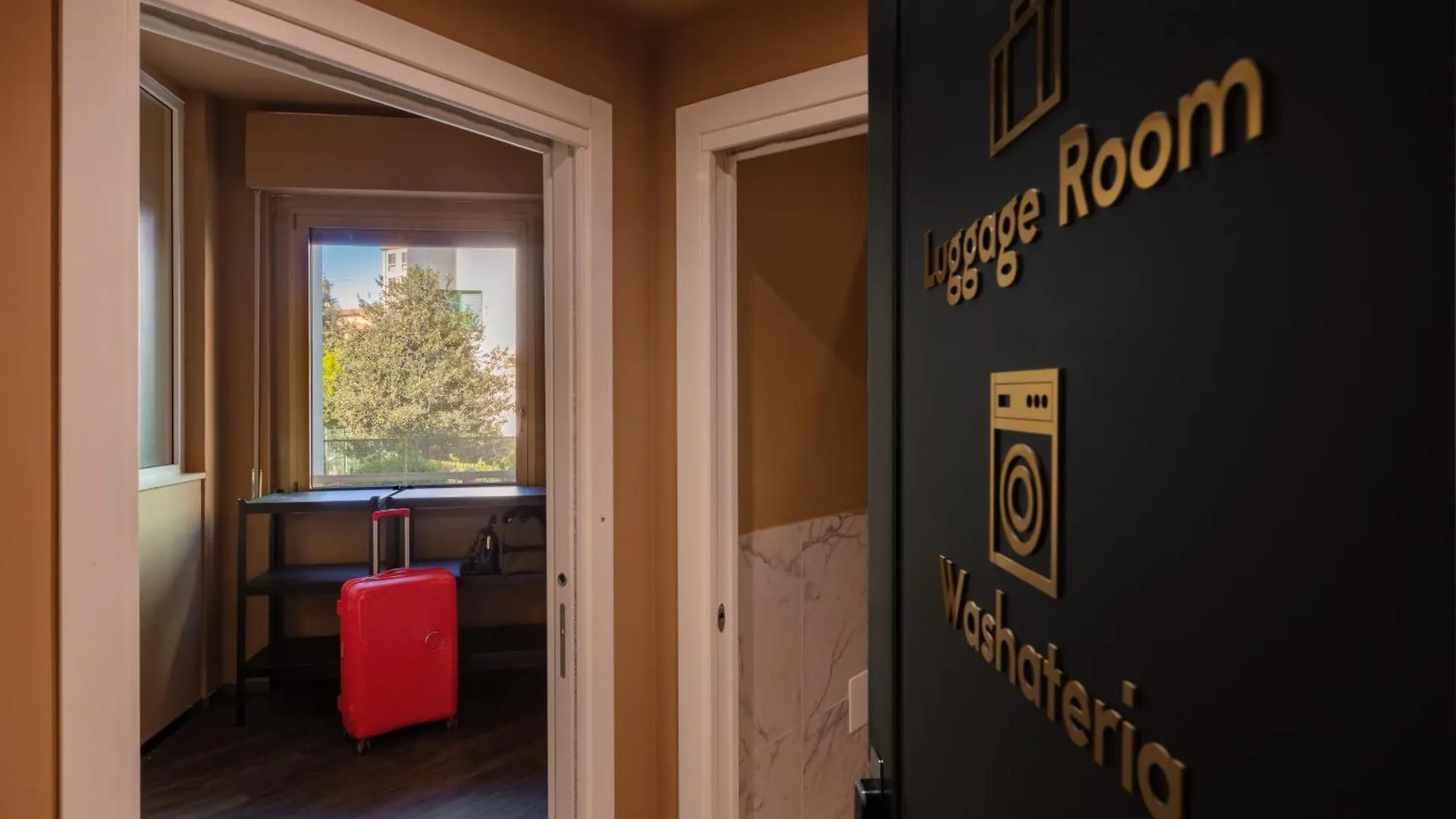 Aparthotel Bob W Ticinese Milano Italia
