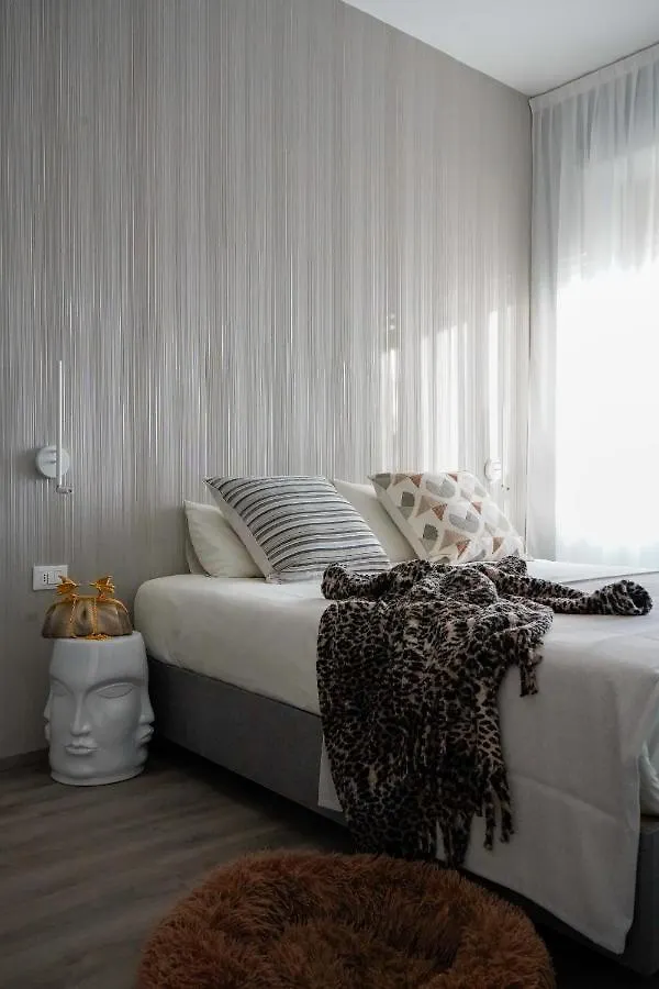 Aparthotel Bob W Ticinese Milán